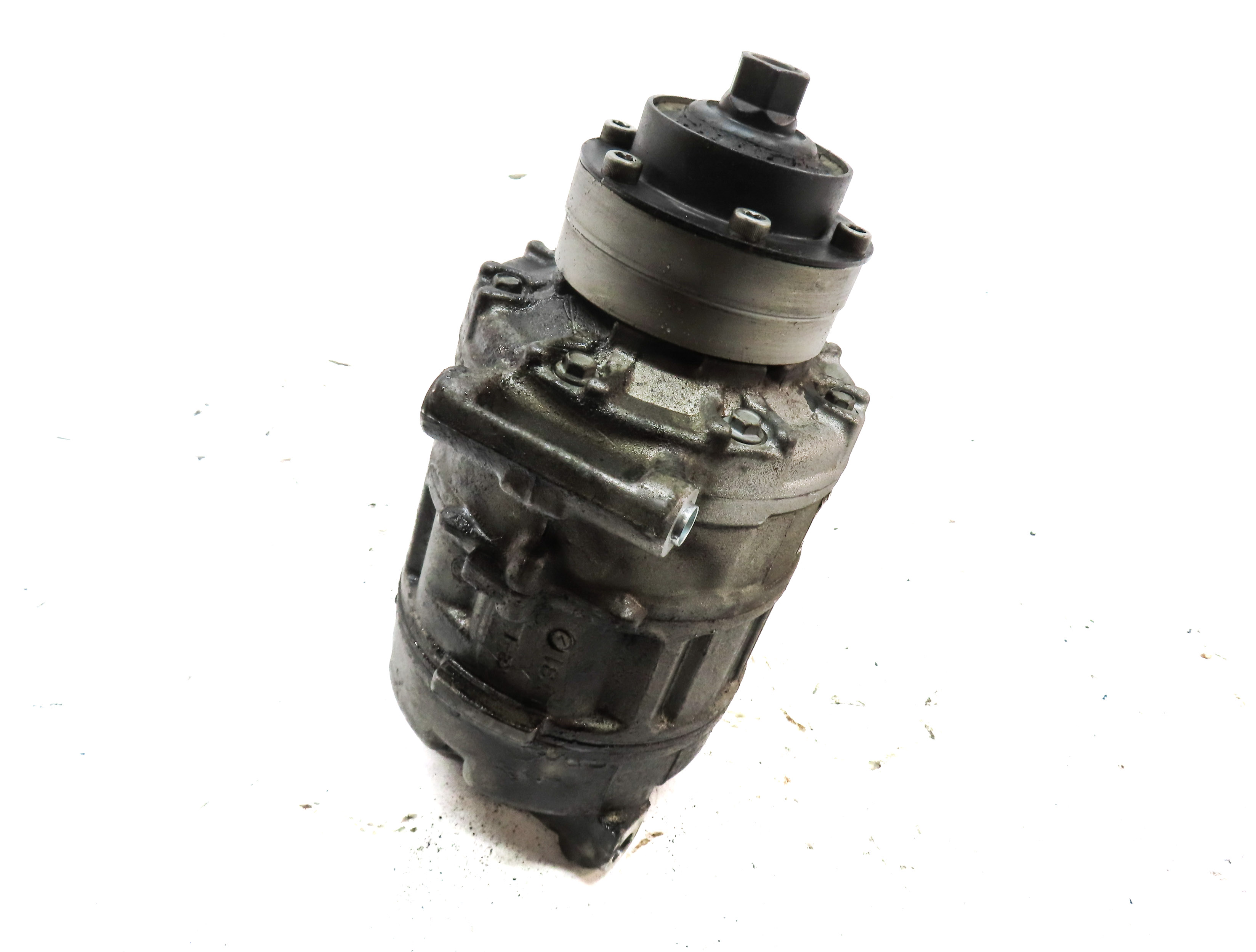 2007-2010 VW TOUAREG AUDI A8 Q7 R8 (D3 4L) 4.2L ENGINE A/C COMPRESSOR PUMP — exact item pictured